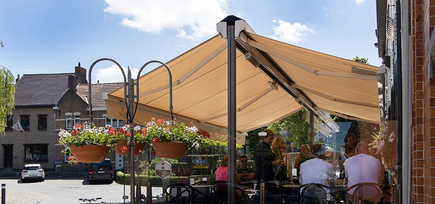 Twinstor for Small Cafe