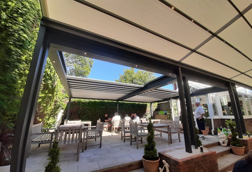 broadview restaurant pergola