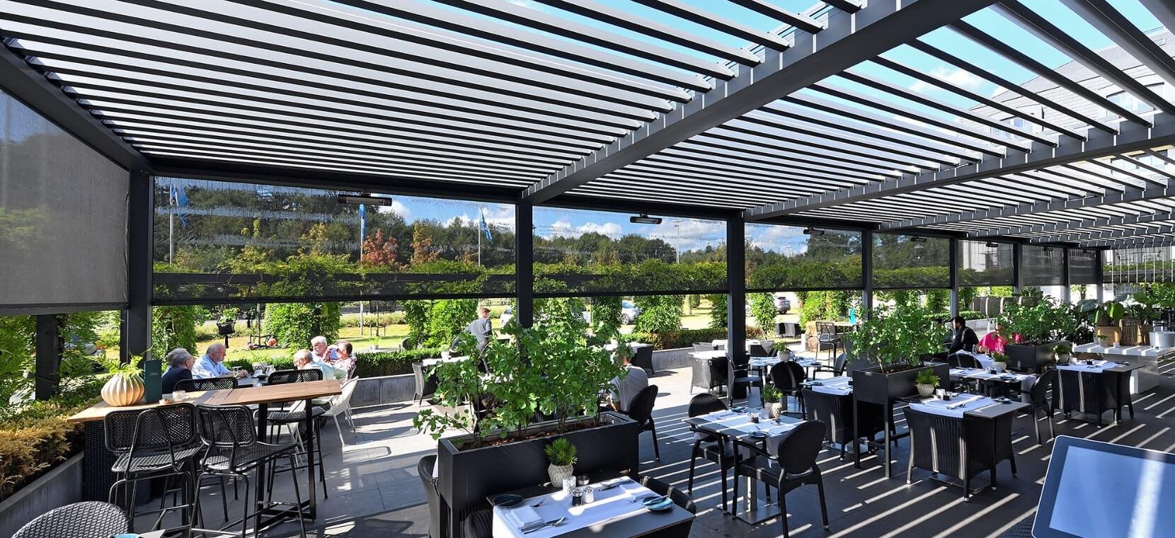 Café B200XL Pergola