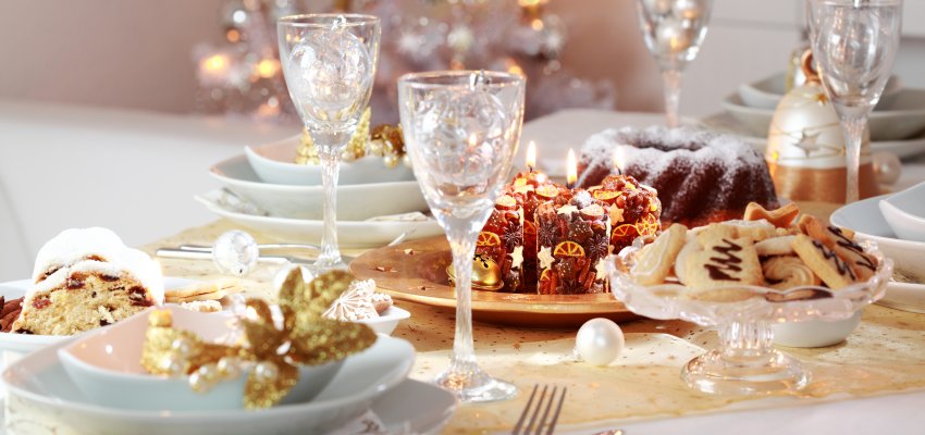 Restaurant Table set up for Christmas
