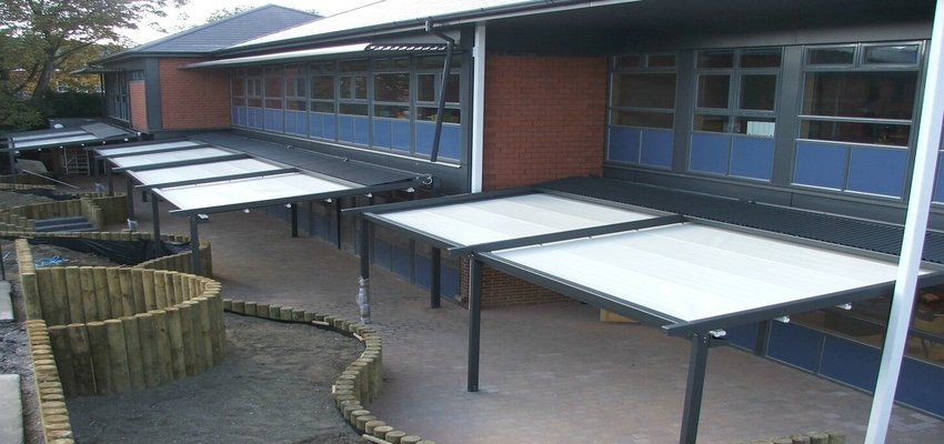 School with outdoor shelters