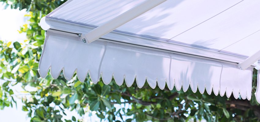 Commercial awnings Surrey