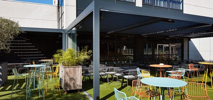 outdoor dining space