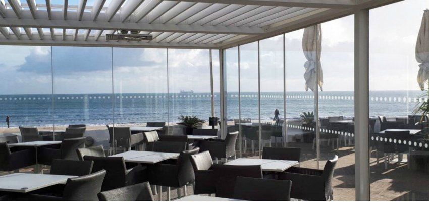 Restaurant awnings Hampshire